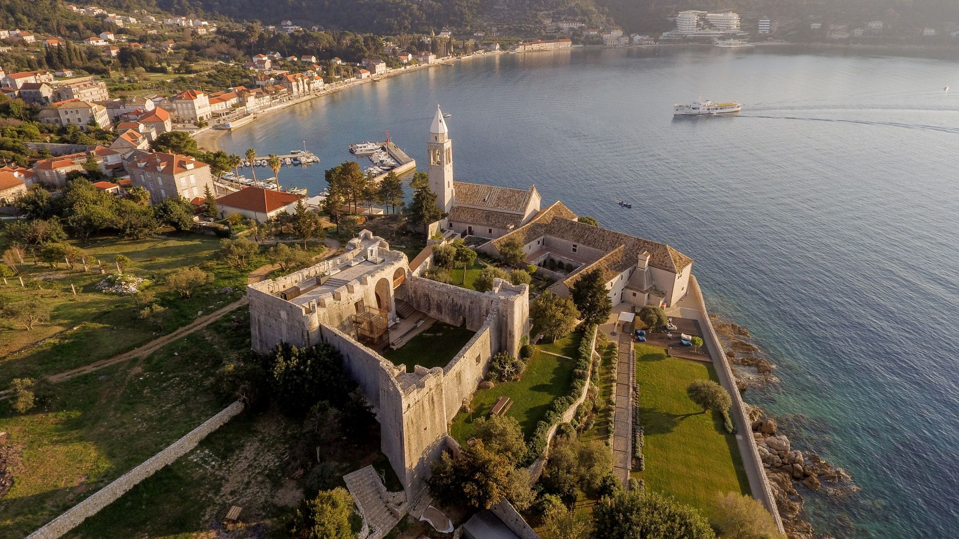 A Fortress Breathing History and Art